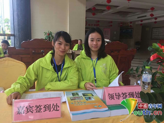 广西龙州县志愿者服务观鸟节践行志愿精神图片