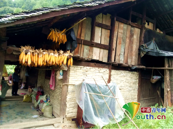 支教故事:我的班32名学生一个都不能少_大学生