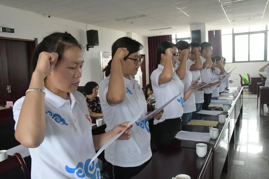 2018年云南省服务新疆专项志愿者在昆明出征