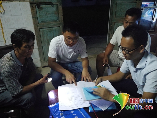 广西师大研支团开展挂职锻炼助力当地脱贫攻坚