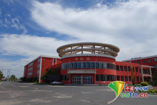 图为科尔沁左翼中旗保康第三中学校园。北京化工大学研支团 供图