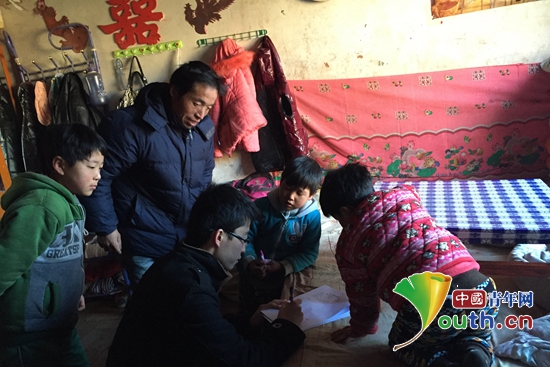 �������պ����ѧ�о���֧���ų�Ա�����������ض�ͯ���п�չ�����̸�������� ��ͼ