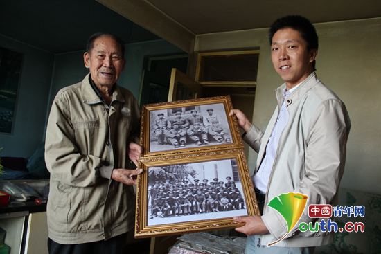 93岁的抗战老兵赠送返拍老照片。河南牧业经